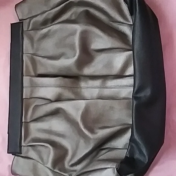 Awesome NWOT Miche Prima shell and straps. - Picture 9 of 12